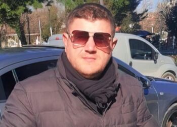 FOTO- Ky është polici i burgut në Elbasan që fuste drogë në qeli kundrejt pagesës (EMRI)