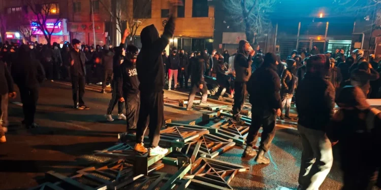 Dyshohet se janë të lidhur me organizata në Izrael e SHBA, arrestohen 279 persona në Iran