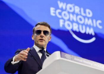 Forumi i Davos, Macron: BE duhet të përdorë mjetet e veta kundër tarifave të Trump