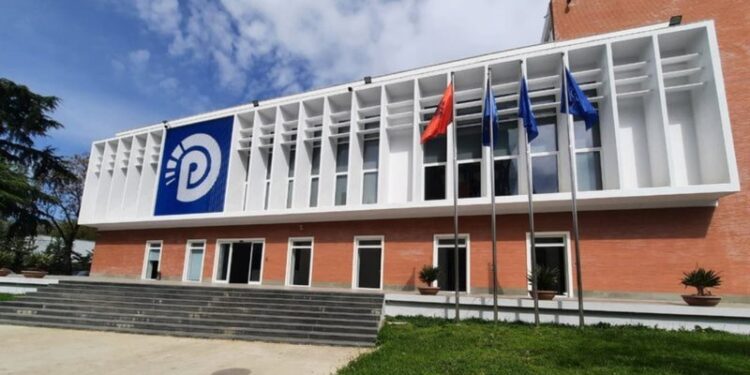 “Hiqni emrin e Ramës, vini emrin e Bajram Begajt”, zbardhen amendimet e PD për Shqipërinë në Bordin e Paqes