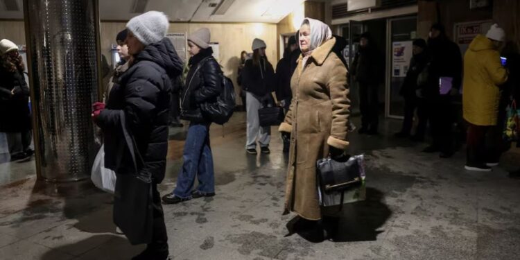 Shkak një defekt i rëndë në linjat e tensionit të lartë, Ukraina dhe Moldavia goditen nga ndërprerje të energjisë