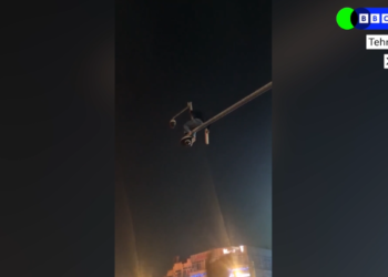 Trupa të grumbulluara brenda një spitali e snajperistë mbi çati, pamje të reja nga Irani