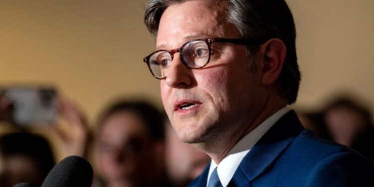 Mike Johnson: SHBA-të nuk janë në luftë me Venezuelën, pavarësisht arrestimit të Maduros