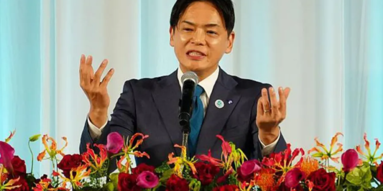 “Një staf me njerëz të ndyrë”, kryebashkiaku i 3,8 milionë banorëve kërkon falje