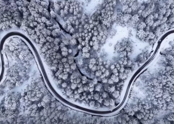 “Kolonja magjike”, Rama publikon pamjet përrallore nga rënia e dëborës