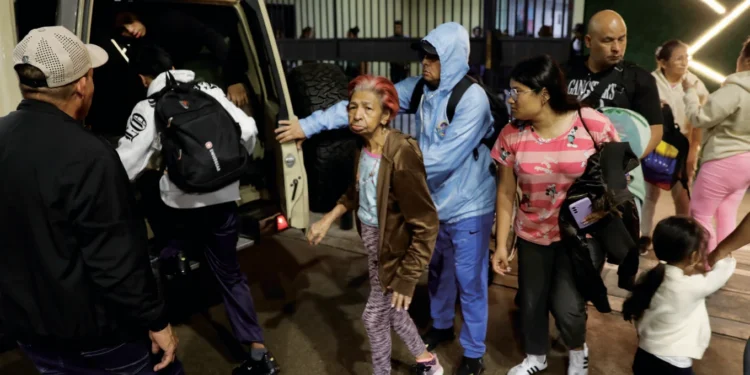 VIDEO- Sulmi amerikan në Venezuelë, frikë dhe panik tek banorët në Karakas