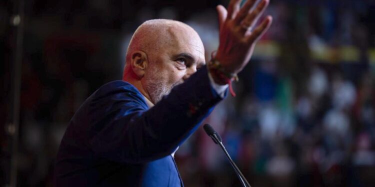 ‘Urë’ e re mes Shkodrës e Malit të Zi, Rama ndan pamjet: Aksi Shirokë-Zogaj-Kufi drejt përfundimit