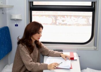 Pezullimi i vizave amerikane? Spiropali: Trillim politik! Udhëhumburit e Tiranës kanë vënë kujën…