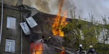 Viktimat në Ukrainë nga lufta, raporti i OKB: Më shumë se 2,500 civilë të vrarë vetëm në 2025-ën, shkak përdorimi i armëve me..