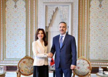 Spiropali në Stamboll me homologun turk: Bashkë për organizimin e samitit të NATO-s në Tiranë