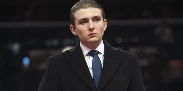 Djali i Trump pa një sportist të arteve marciale duke rrahur brutalisht një grua dhe ngriti alarmin: Barron më shpëtoi jetën