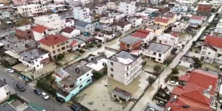 Punonjësi humbi jetën dhe mbi 1000 familje të prekura nga përmbytjet, Prokuroria e Durrësit nis hetimet për..