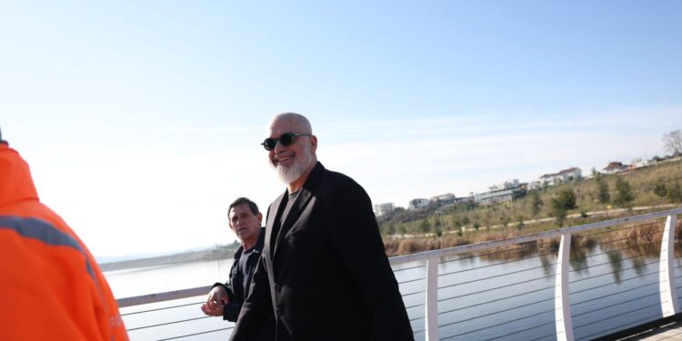 VIDEO / Transformimi i Parkut të Liqenit të Paskuqanit, Rama: Aset i paçmueshëm!