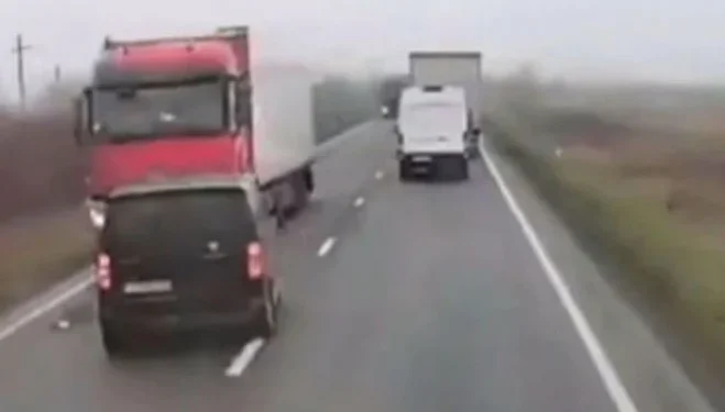 VIDEO/ Tifozët grekë aksidentohen në Rumani – Humbin jetën 6 prej tyre, ishin nisur drejt Lionit