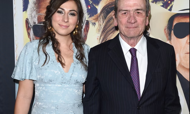 Gjendet e pajetë natën e ndërrimit të viteve vajza e aktorit Tommy Lee Jones