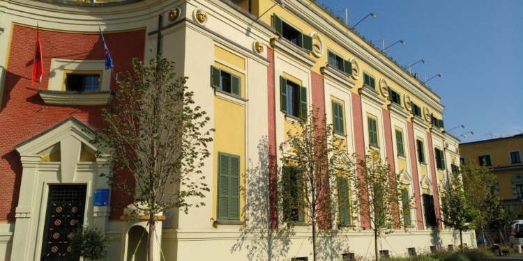 I arrestuar për inceneratorin dhe ‘5D’, Gjykata liron ish-zyrtarin e Bashkisë Tiranë