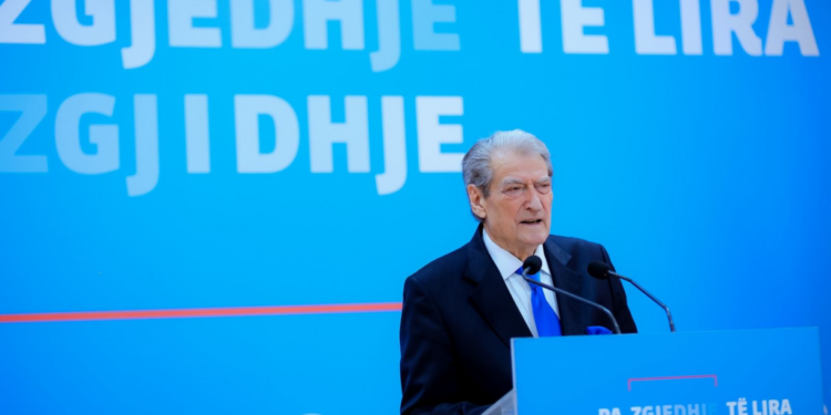 “5 burra tërhiqnin zvarrë një fëmijë”, ‘shpërthen’ Berisha: Rama personalisht përgjegjës!