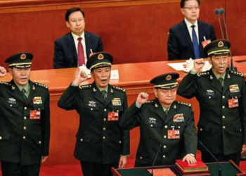 Spastrime në majën e ushtrisë kineze, dy gjeneralë të lartë nën hetim për shkelje të rënda disiplinore