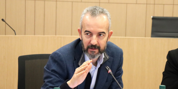 Si do të forcohet monitorimi i fushatave? KQZ mbledh shoqërinë civile