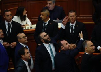 Pse opozita nuk e ngre një “qeveri teknike” në hije?