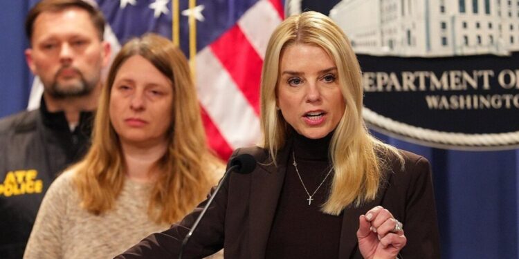 Prokurorja e Përgjithshme e SHBA: Maduro akuzohet në New York për trafik droge dhe armësh. Ja ku do gjykohet..