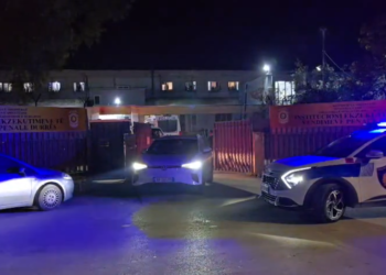 Nga Lulzim Berisha tek Astrit Avdyli, kush janë të burgosurit VIP që u transferuan në Peqin dhe Fier