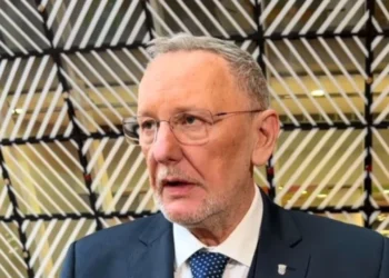 Akuzoi Kroacinë, Shqipërinë dhe Kosovën për një aleancë kundër popullit serb, ministri kroat-Vuçiçit: Duam paqe dhe…