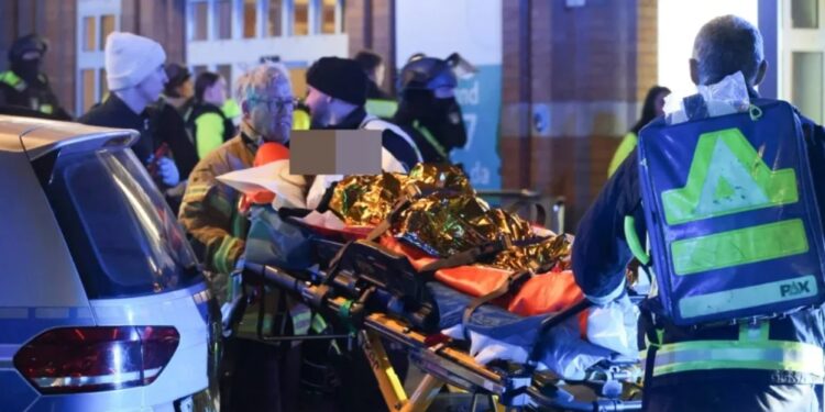 Pesë persona të plagosur nga të shtënat me armë zjarri në Berlin, dy prej tyre në gjendje kritike për jetën