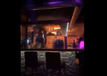 Tragjedia në resortin e skive/VIDEO – Shfaqet momenti i shpërthimit të zjarrit në lokal