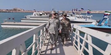 “Ka dakordësi, por jo marrëveshje”, hija e luftës mbetet e varur mbi Iranin, Hormuzi u mbyll për disa orë