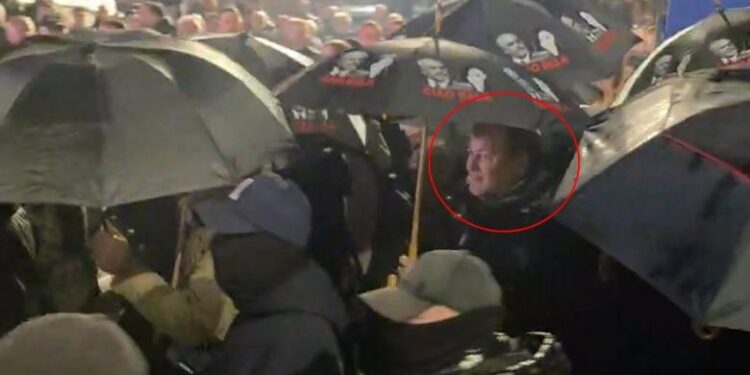 Gjin Gjoni me të njëjtin qëndrim si Berisha: PS dhe qeveria duhet t’i vënë gishtin kokës, ndryshe mund t’ua sulmojmë selitë