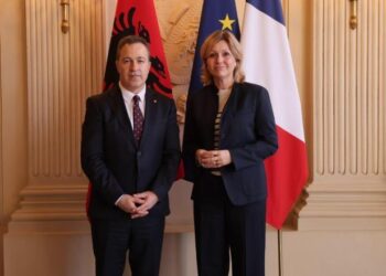 Peleshi pritet nga Presidentja e Asamblesë Kombëtare: Shqipëria në sprintin final drejt BE-së, Franca rikonfirmon mbështetjen