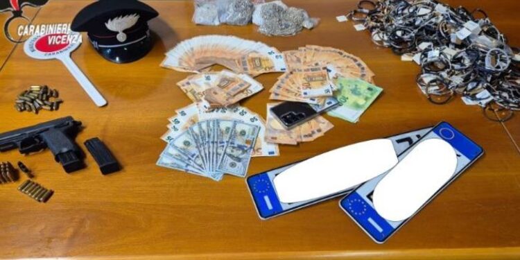 Kryenin vjedhje me thyerje në disa biznese, vihen në pranga 3 shqiptarë në Itali