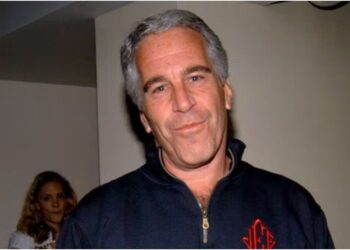 “Jeffrey Epstein u vra”/ Akuza e fortë e vëllait të tij: Po mbulohet krimi! Dosja e publikuar është një shpërqendrim