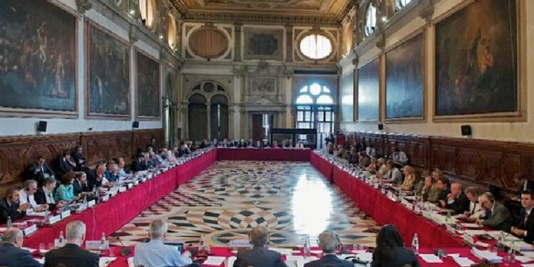 Pse qeveria duhet t’i drejtohet Komisionit të Venecias për çështjen Balluku dhe rreziku i njësimit të GJKKO me SPAK-un