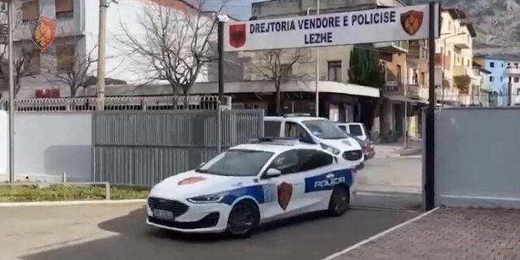 Sërish konflikt në berberhane! Zbardhet plagosja në Lezhë, autori qëlloi pronarin dhe klientin