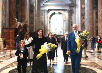 FOTOLAJM / Rama vizitë në Vatikan, pritet nga Papa Leoni XIV