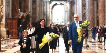 FOTOLAJM / Rama vizitë në Vatikan, pritet nga Papa Leoni XIV