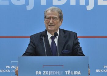 Berishës s’i del e keqja me GJK, akuza për presion politik ndaj gjykatës: Janë turp i kombit!