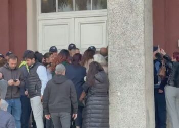 Projekti TID / Rama shkon në Durrës për të takuar banorët protestues, opozita kërkon komision hetimor