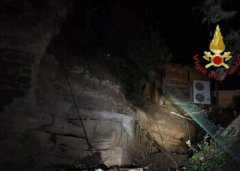 Mot i keq në Itali, rrëshqitje dheu mbi një ndërtesë pranë Romës, një i vdekur dhe dy të plagosur