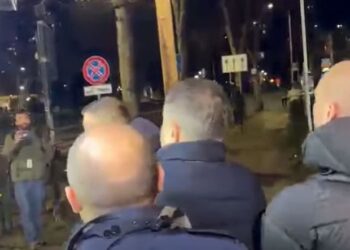 Pas përplasjes me efektivët civilë të policisë, reagon Flamur Noka
