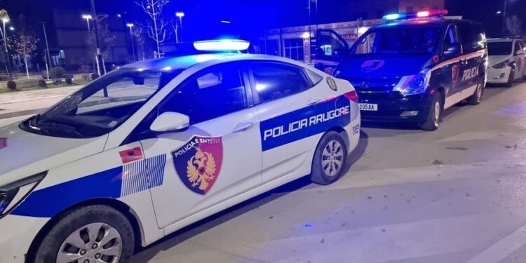 Aksidentoi për vdekje fëmijën 7-vjeçar dhe u largua nga vendngjarja, policia arreston shoferin