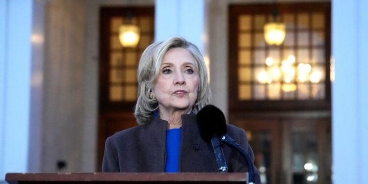 “Nuk e njihja Epstein!” Hillary Clinton dëshmon mbi 6 orë para panelit të Dhomës së Përfaqësuesve