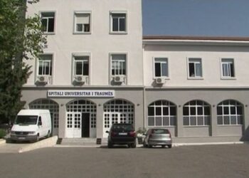 Plumbi i tejshpoi kraharorin, ja si është gjendja shëndetësore e 18-vjeçares