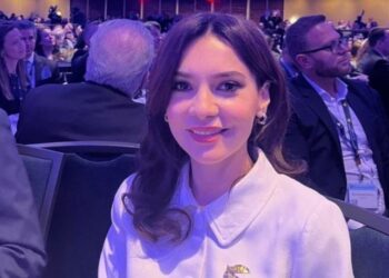 Me kuç e me maç për të parë Trump-in, me paratë tona