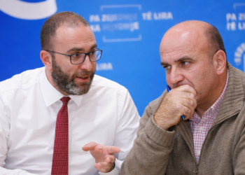 Vuajtjet e Gazmend Bardhit, duke kaluar gardh më gardh