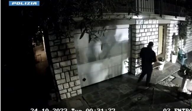 Hapte dyert e dritaret me krik makinash, arrestohet në Itali “skifteri” shqiptar, autor i 80 grabitjeve