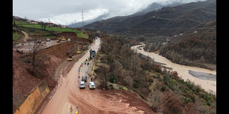 Juglindja e paralizuar, Prokuroria e Elbasanit nisi hetimet/ ARRSH: Ura te “Arrat e Gurrës” do të demontohet!