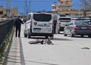 U përplas dy ditë më parë nga një makinë, ndërron jetë 68-vjeçari në Vlorë
